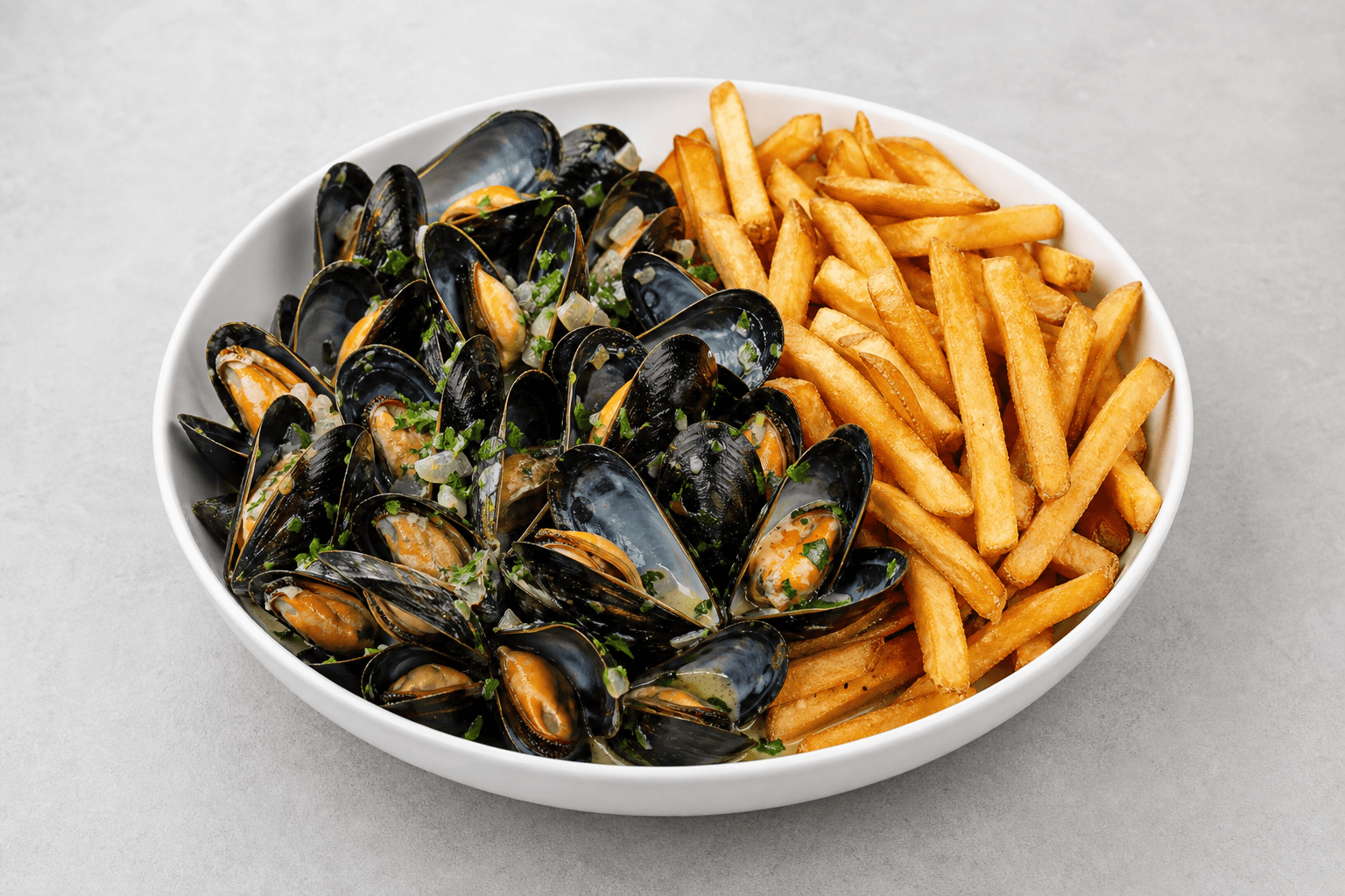 Photorealistic 比利时青口薯条 menu-main p08 food image by VDAMO