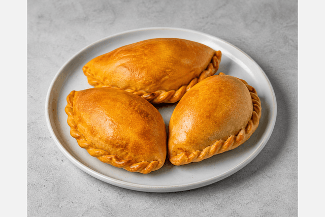 Photorealistic Saltenas menu-main p02 food image by VDAMO
