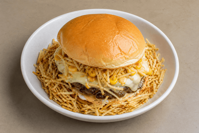 Photorealistic 브라질식 X버거 142 menu-main p04 food image by VDAMO