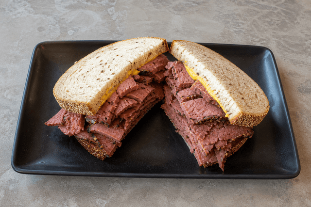 Photorealistic Montreal smoked meat sandwich menu-main p02 food image by VDAMO