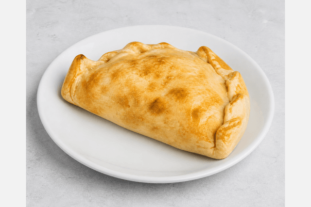 Photorealistic Empanada de pino menu-main p02 food image by VDAMO
