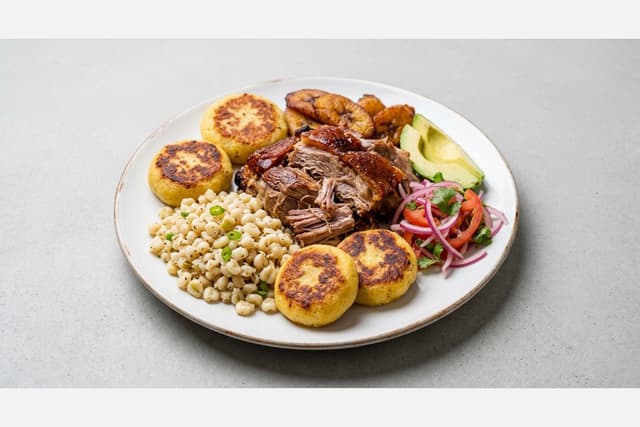 Photorealistic Hornado menu-main p03 food image by VDAMO