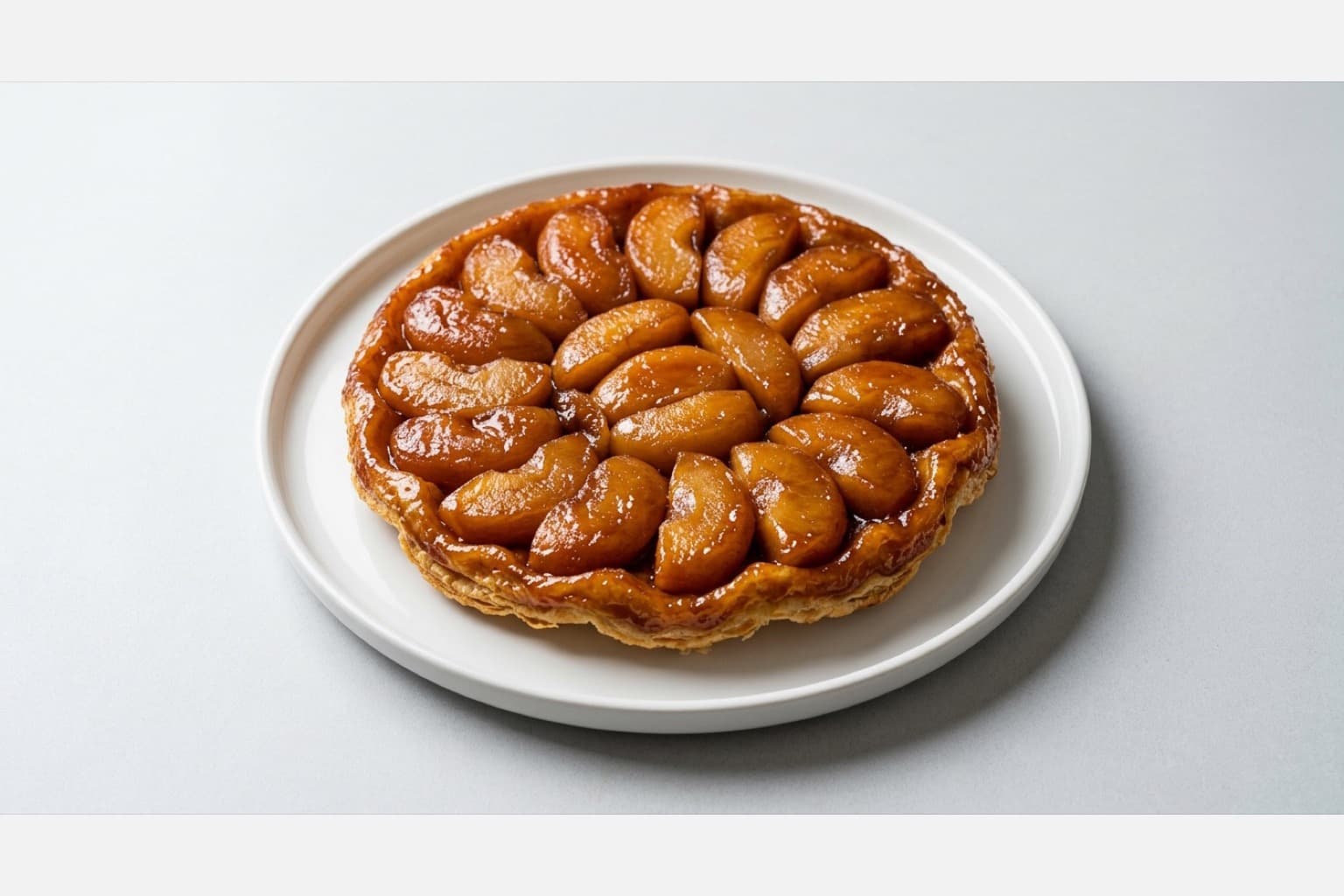 Photorealistic Tarte tatin menu-main p03 food image by VDAMO