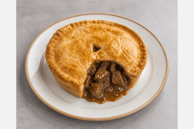 Photorealistic Steak and ale pie menu-main p05 food image by VDAMO