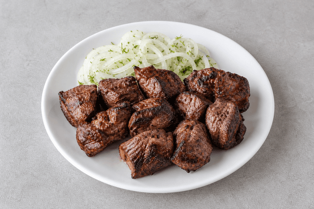 Photorealistic 格鲁吉亚烤肉串 menu-main p02 food image by VDAMO