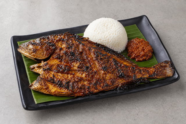 Photorealistic Ikan bakar style 077 menu-main p02 food image by VDAMO