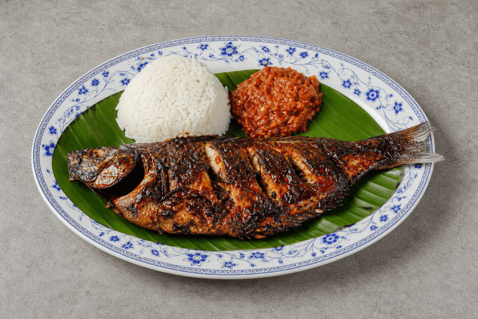 VDAMO Speisebild: Indonesischer Grillfisch 077 P03