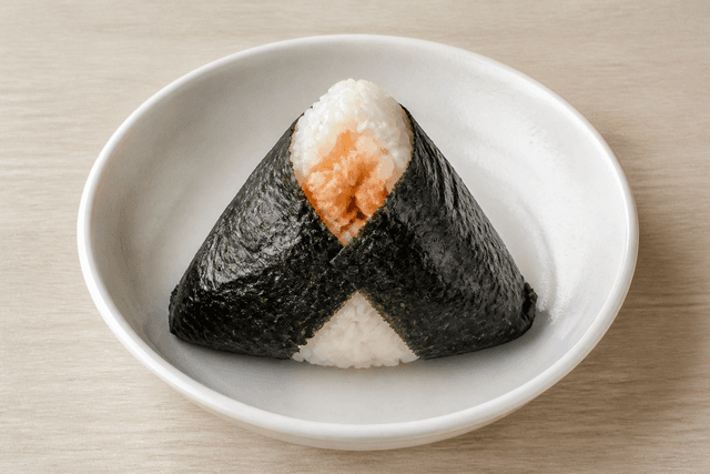 Photorealistic 연어 오니기리 menu-main p04 food image by VDAMO