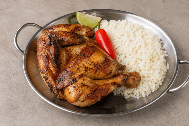 Photorealistic Latin grilled chicken style 129 menu-main p05 food image by VDAMO