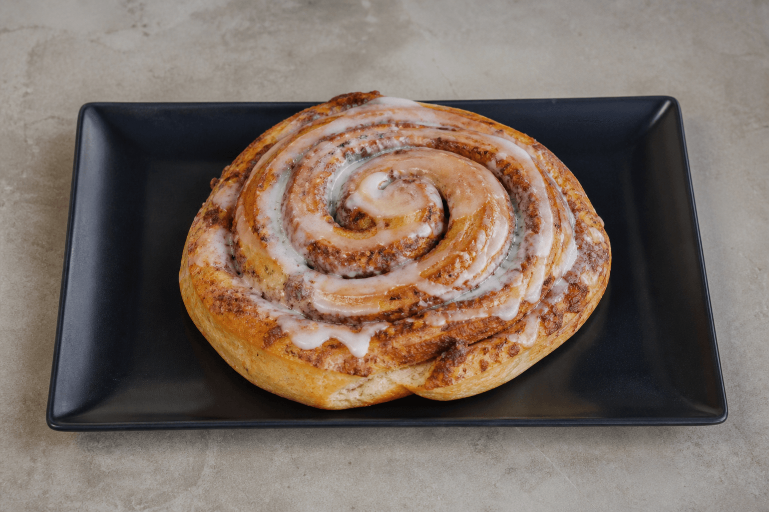 Photorealistic PT Cinnamon roll bakery menu-main p02 food image by VDAMO