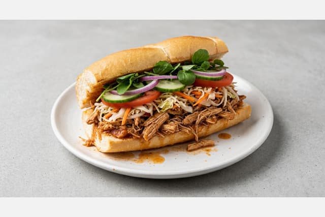 Photorealistic Panes con pavo menu-main p03 food image by VDAMO