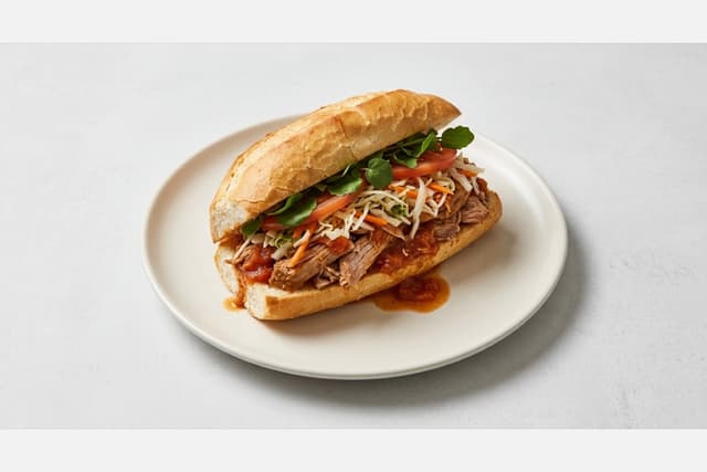 Photorealistic Panes con pavo menu-main p05 food image by VDAMO