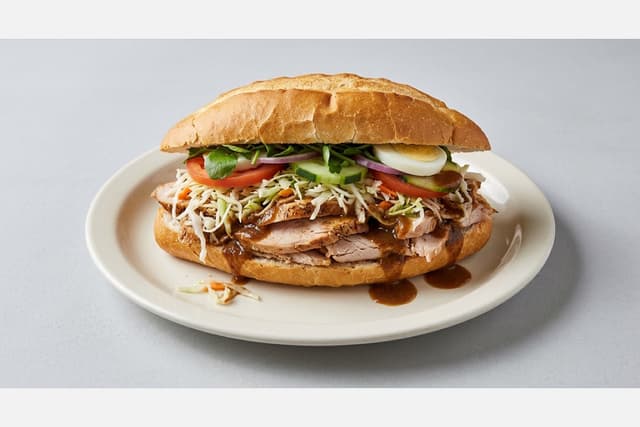 Photorealistic Panes con pavo menu-main p10 food image by VDAMO