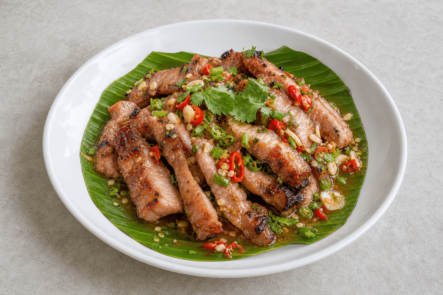 VDAMO Speisebild: Thai grilled pork neck menu-main p04