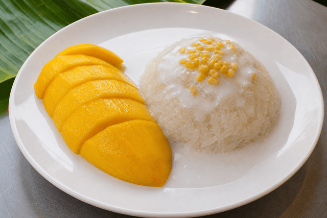 Photorealistic Mango sticky rice delivery box menu-main food image by VDAMO