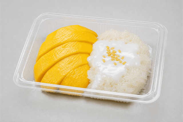 Photorealistic Mango sticky rice delivery box menu-main p05 food image by VDAMO