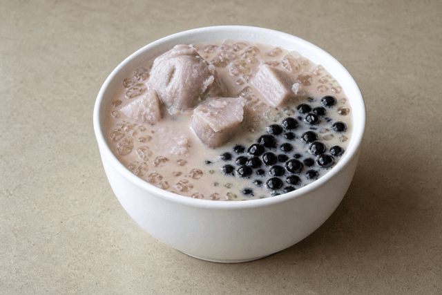 Photorealistic Taro milk tea menu-main p04 food image by VDAMO