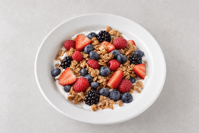 Imej makanan Granola parfait style 036 P01 oleh VDAMO