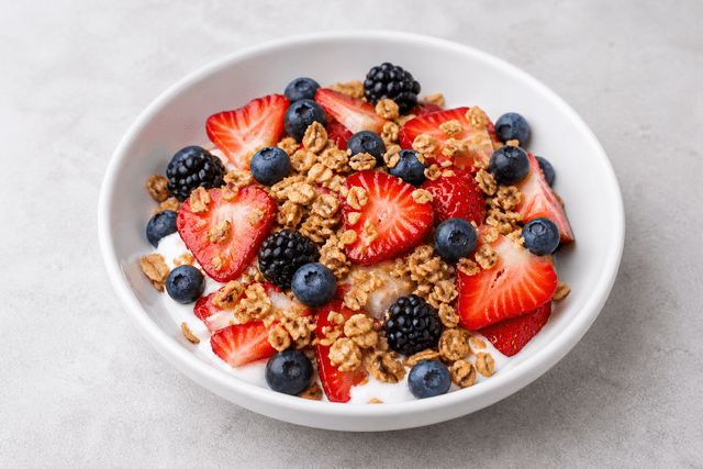 Image culinaire VDAMO : Granola parfait style 096 menu-main p04