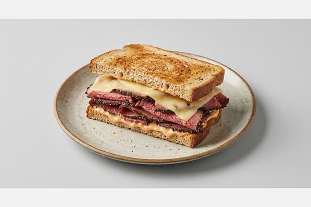 Photorealistic Pastrami sandwich menu-main p07 food image by VDAMO
