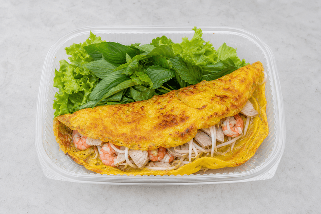Photorealistic Banh xeo menu-main p07 food image by VDAMO
