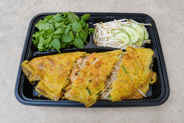 Photorealistic Banh xeo menu-main p08 food image by VDAMO