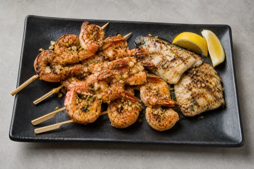 AU Shrimp skewer plate seafood P02 — Australia dish