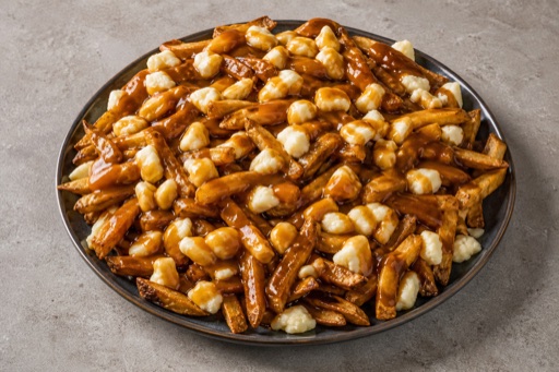 Poutine P10 — Canada dish