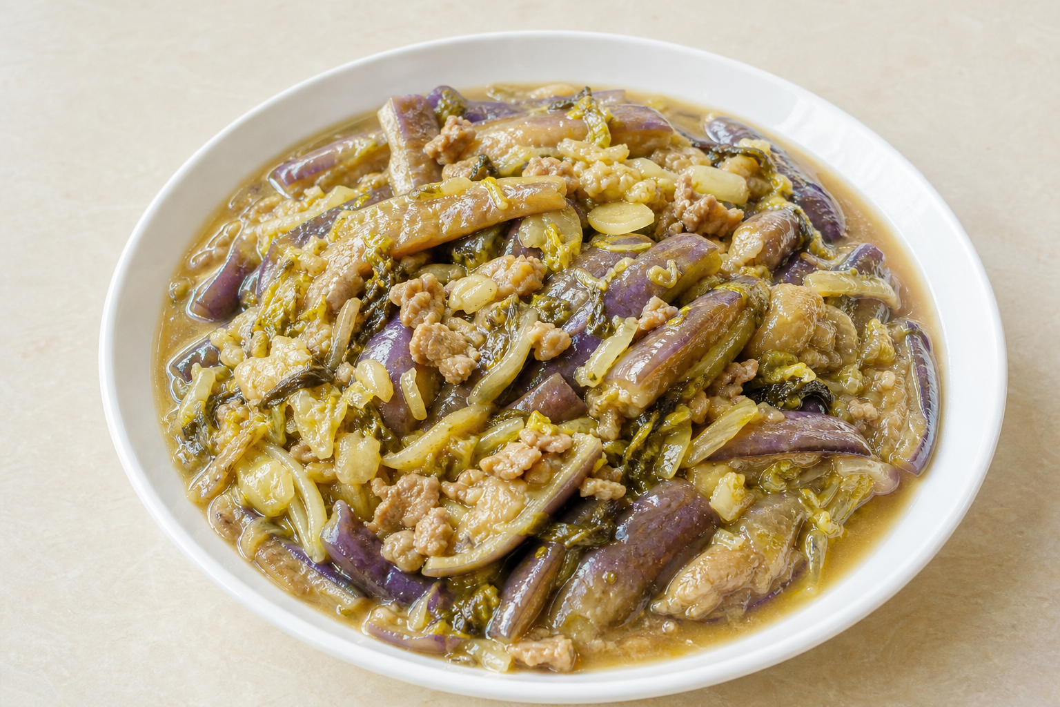 Northeast Chinese pickled cabbage eggplant P04 — China dish