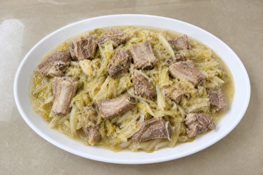 Northeast Chinese pickled cabbage pork ribs P03 — China dish