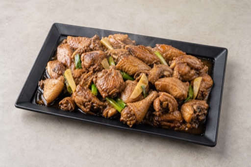 Northeast Chinese soy braised chicken P02 — China dish