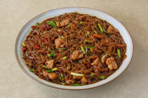 Northeast Chinese soy braised glass noodles P10 — China dish