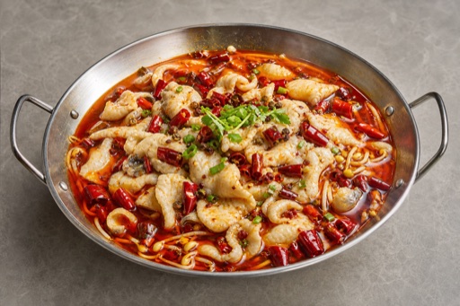 Sichuan chili oil boiled fish fillet P05 — Cina piatto