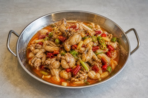 Sichuan pickled chili bullfrog P05 — Cina piatto