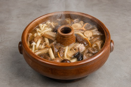 Yunnan steam pot mushrooms P03 — China dish
