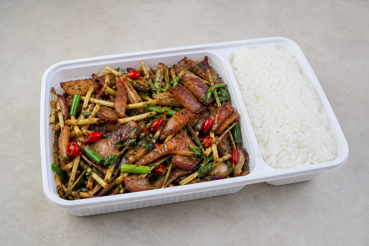 Signature Guizhou houttuynia fried cured pork — China dish