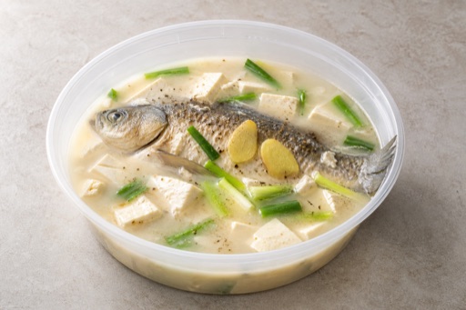 Sup ikan karper krusia dengan tahu P07 — Tiongkok hidangan