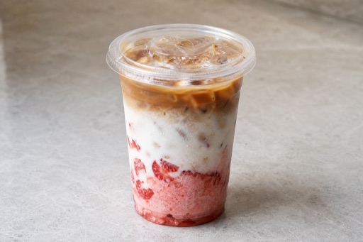 strawberry coconut latte P05 — จีน อาหาร