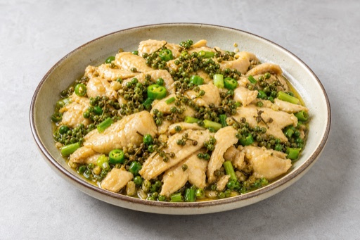 green peppercorn chicken slices P10 — China dish