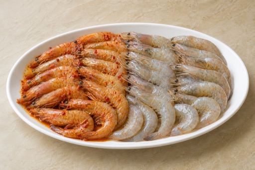 dual broth hot pot prawn add-on P03 — China dish