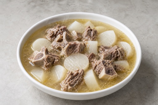 Photorealistic Chaoshan radish beef bone broth P04 food image by VDAMO