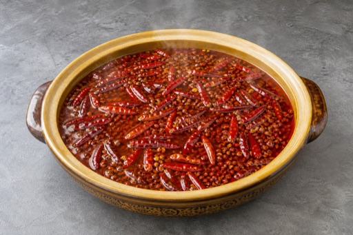 招牌 Chengdu clear oil mala hot pot broth food image by VDAMO