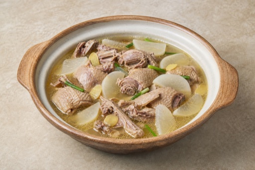 Chengdu pickled radish duck hot pot soup base P10 — China ingredient