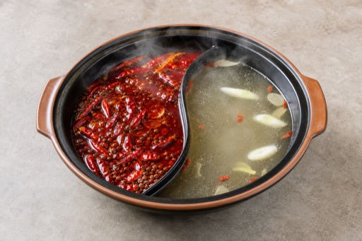 鸳鸯半边成都清油麻辣锅底 P01 — 中国 食材