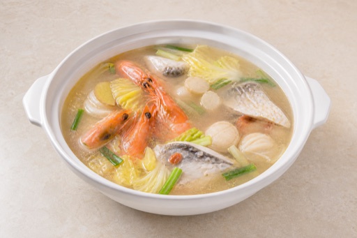 Photorealistic homestyle Hong Kong da bin lou hot pot broth P09 food image by VDAMO