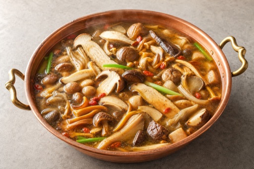 Yunnan wild mushroom copper pot broth P03 — China ingredient