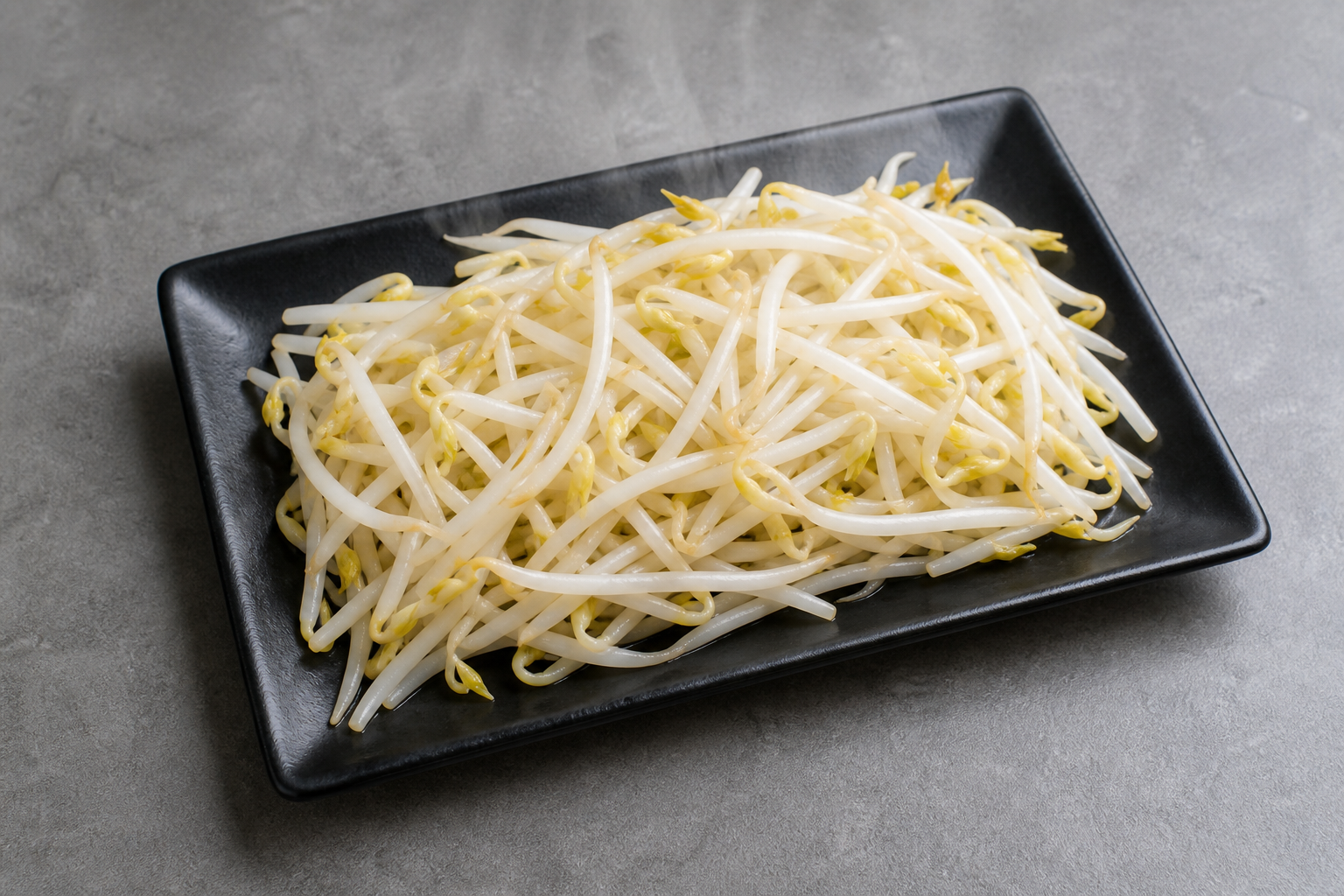 bean sprouts P02 — China dish