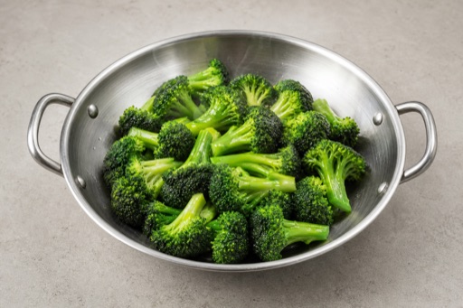 Photorealistic broccoli P05 food image by VDAMO
