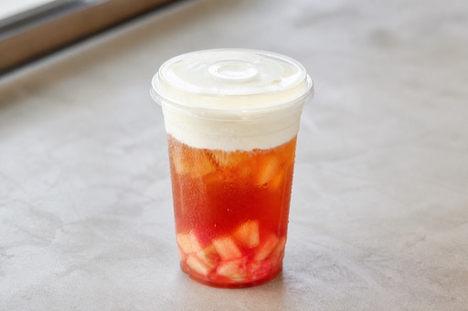 Photorealistic peach black tea cheese foam tea P01 food image by VDAMO