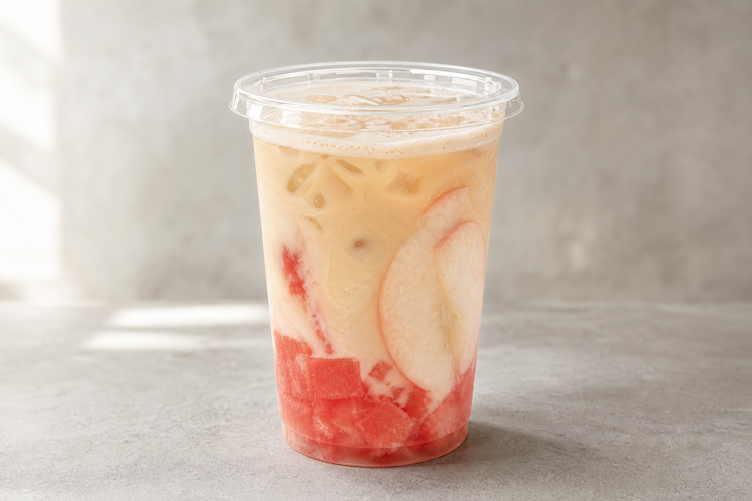 watermelon white peach oolong fresh milk tea P04 — China dish